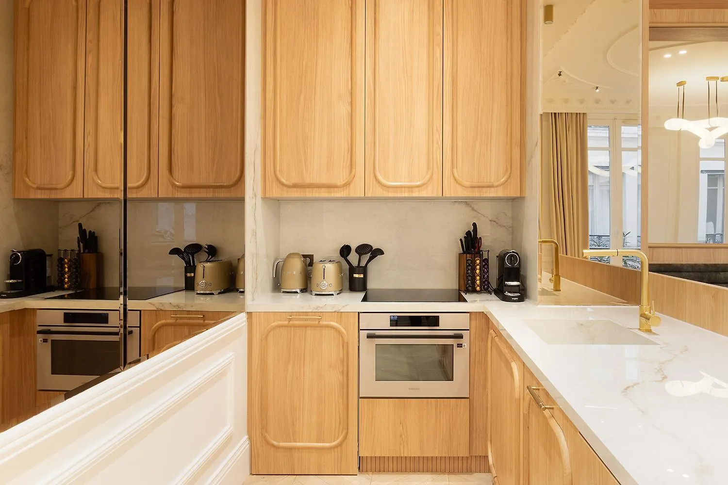 Maison Galante - Serviced Apartments In Champs-Elysees Paris 0*,  France